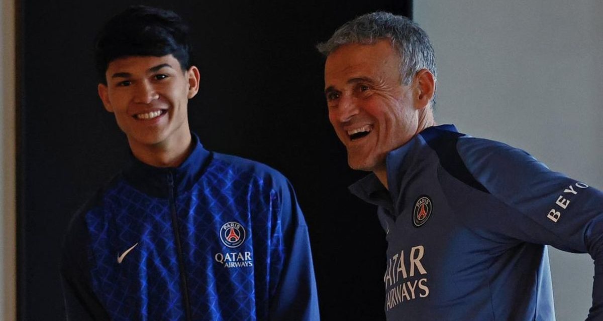 Berat Hati! Hansi Flick Relakan Dro Fernandez Gabung PSG