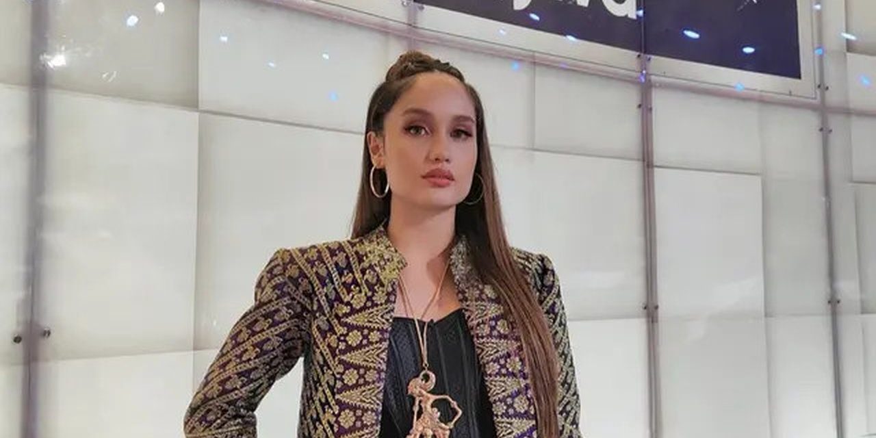 Cinta Laura: Antara Sorotan Panggung Dengan Kepedulian Sosial