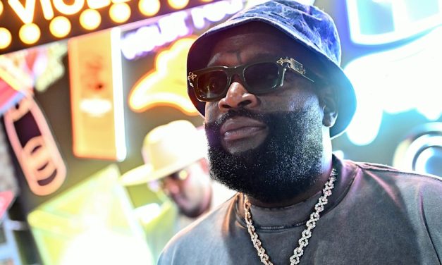 Rapper Rick Ross Miliki Gaya Fashion Yang Menarik Dan Unik