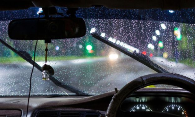 Musim Hujan Tiba, Cek Komponen Mobil Agar Tetap Aman Di Jalan